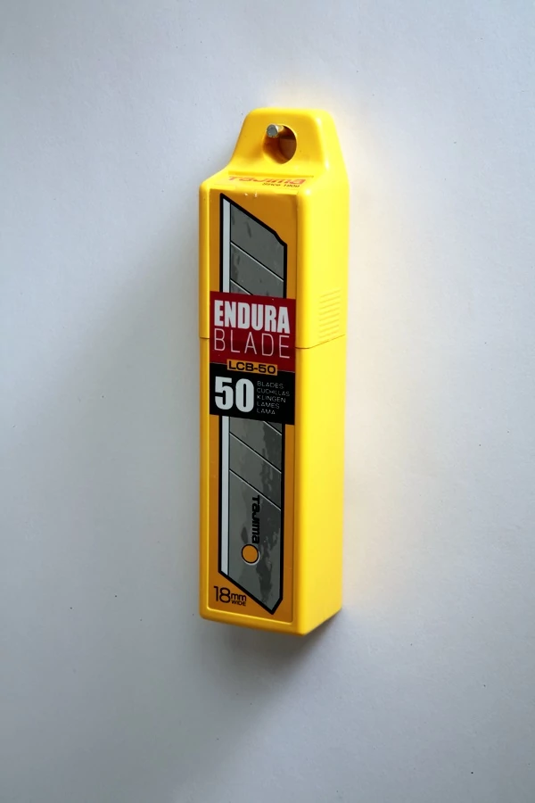 LB50-50H Tördelhető penge 18mm széles 50db Tajima
