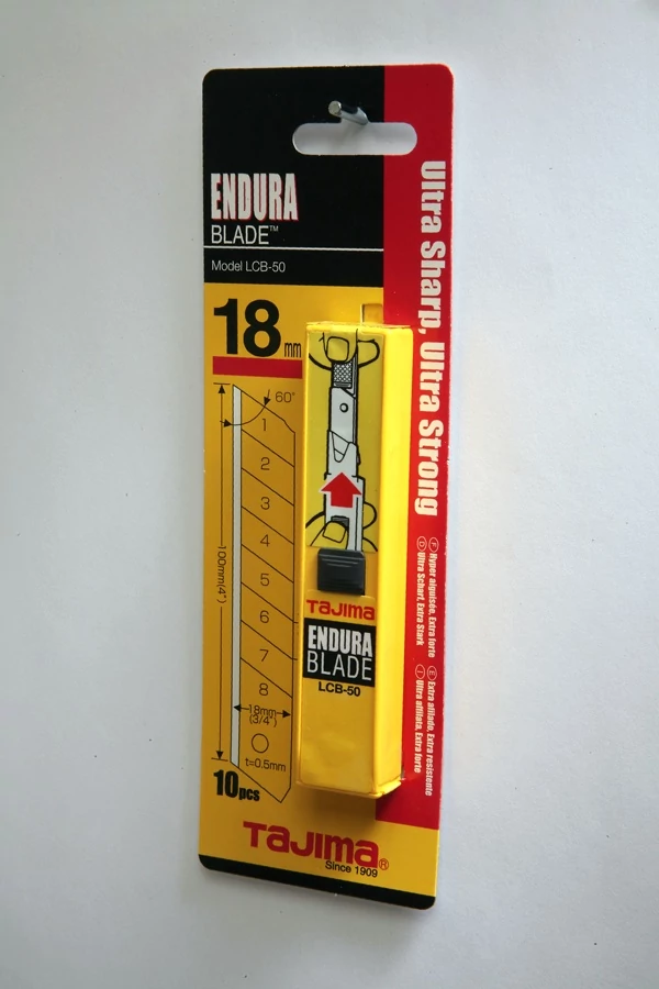 LB50CD Tördelhető penge 18mm széles 10db Tajima